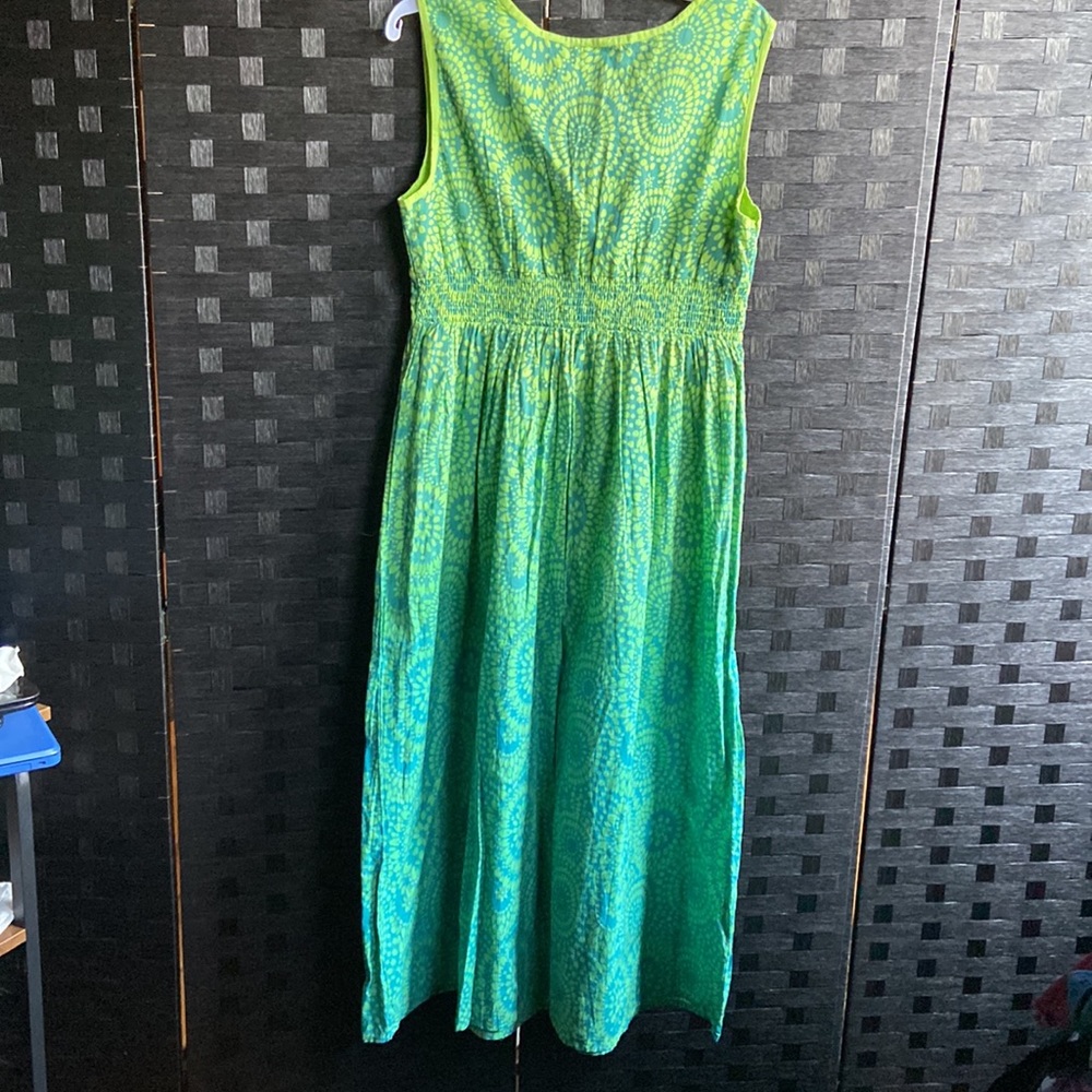 Dress - Picture 4 of 4